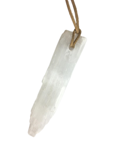 Wisiorek Selenit, minerał, amulet dł.90-100mm