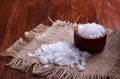 white-salt-crystals-PD4RBFD-2.jpg